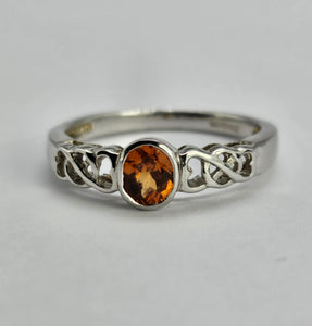 1321: Vintage: 9ct White Gold Orange Citrine&nbsp; Openwork Shank Ring- delightful