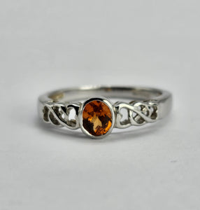 1321: Vintage: 9ct White Gold Orange Citrine&nbsp; Openwork Shank Ring- delightful