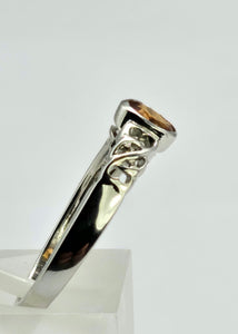 1321: Vintage: 9ct White Gold Orange Citrine&nbsp; Openwork Shank Ring- delightful