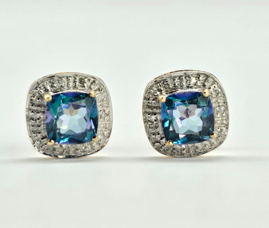 0982: Vintage: 9ct Gold Mystic Topaz 16 Diamonds Stud Earrings
