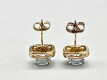 Cargar imagen en el visor de la galería, 0982: Vintage: 9ct Gold Mystic Topaz 16 Diamonds Stud Earrings
