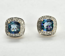 Cargar imagen en el visor de la galería, 0982: Vintage: 9ct Gold Mystic Topaz 16 Diamonds Stud Earrings
