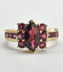 1311: Vintage: 9ct Gold Marquise Cut Garnet Pink Tourmalines Ring-