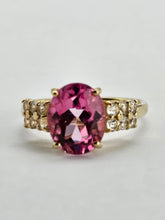 Load image into Gallery viewer, 1330: Vintage: 9ct Gold Pink Topaz, Glacier Topaz, Diamonds Ring- Barbie beauty,
