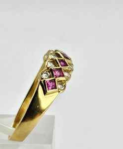0954: Vintage: 18ct Gold 7 Rich Red Rubies 12 Diamonds Geometric Set Stacker/Dress Ring- exquisite