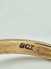 Cargar imagen en el visor de la galería, 0971: Vintage &amp; Old: 9ct Gold Round Cut Amethyst Solitaire Ring- mature hues.
