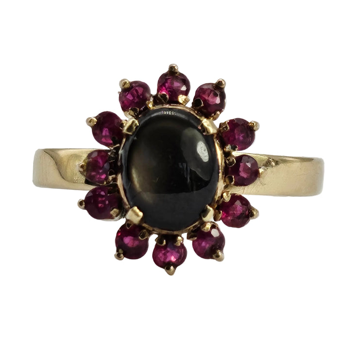 Vintage: Exquisite 14ct Gold Sapphire & 12 Ruby Flowerhead Ring