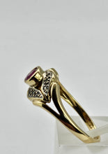 Cargar imagen en el visor de la galería, 0740: Vintage: 9ct Gold Ruby 12 Diamonds Dress Ring -curvaceous, sparkling
