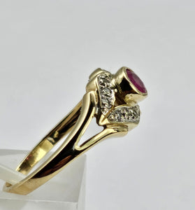 0740: Vintage: 9ct Gold Ruby 12 Diamonds Dress Ring -curvaceous, sparkling
