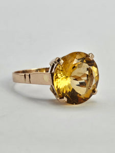 0867: Vintage: Egyptian 9ct Gold Round Cut Yellow Citrine Ring- rare beauty