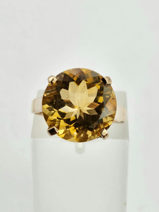 6318: Vintage: Egyptian 9ct Gold Round Cut Yellow Citrine Ring- rare beauty