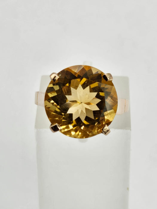 6318: Vintage: Egyptian 9ct Gold Round Cut Yellow Citrine Ring- rare beauty