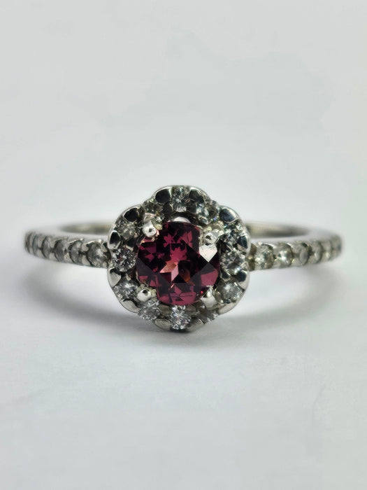 6506 Vintage: 18ct White Gold Rhodolite Garnet & Diamond Halo Ring — From 2009