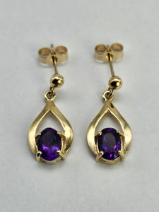 0746: Vintage: Elegant Earrings; 9ct Gold Amethyst Drop Studs