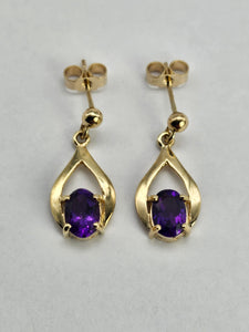 0746: Vintage: Elegant Earrings; 9ct Gold Amethyst Drop Studs