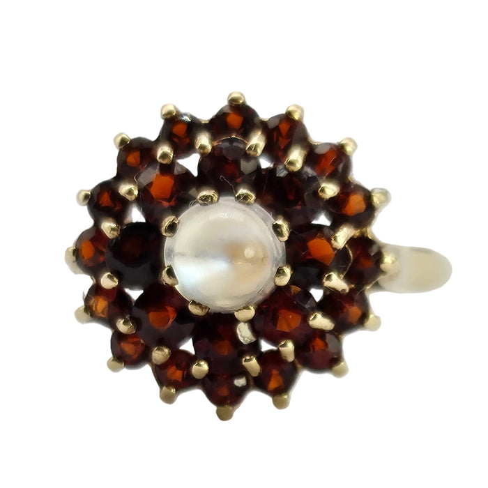 Vintage: Rare: 9ct Gold Moonstone & 24 Garnet Cluster Ring — From 1974