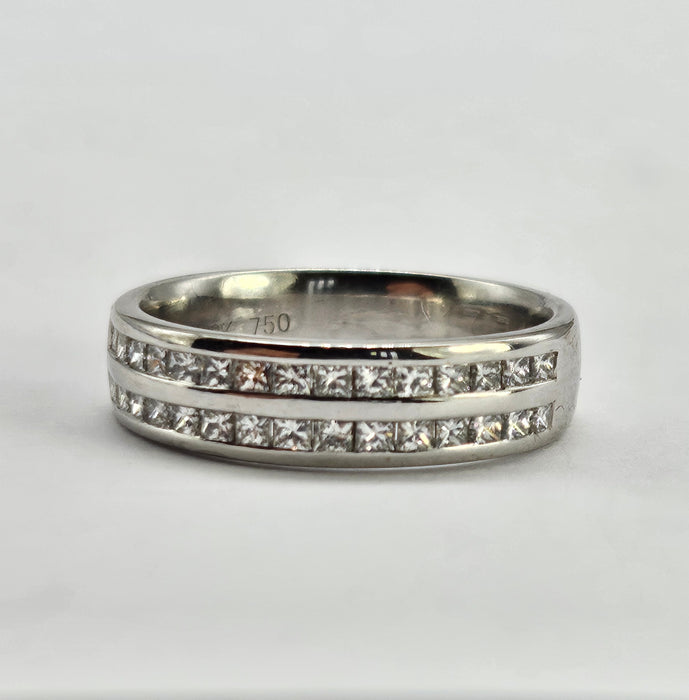 Vintage: 18ct White Gold Diamond Double Row Stacker Ring