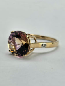 0866: Vintage: Exquisite 9ct Gold Round Cut Ametrine Diamonds Cocktail Ring