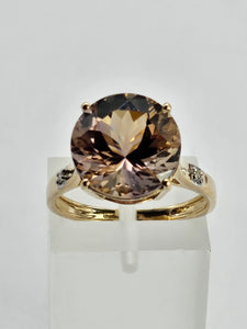 0866: Vintage: Exquisite 9ct Gold Round Cut Ametrine Diamonds Cocktail Ring