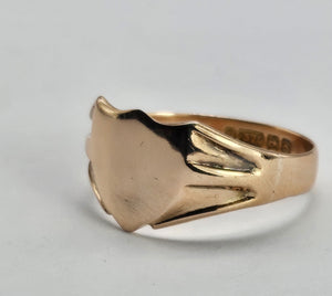 1276:Vintage: 9ct Gold Shield Signet Ring- Date-Mark 1967 - almost 60 years