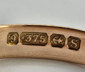 1276:Vintage: 9ct Gold Shield Signet Ring- Date-Mark 1967 - almost 60 years