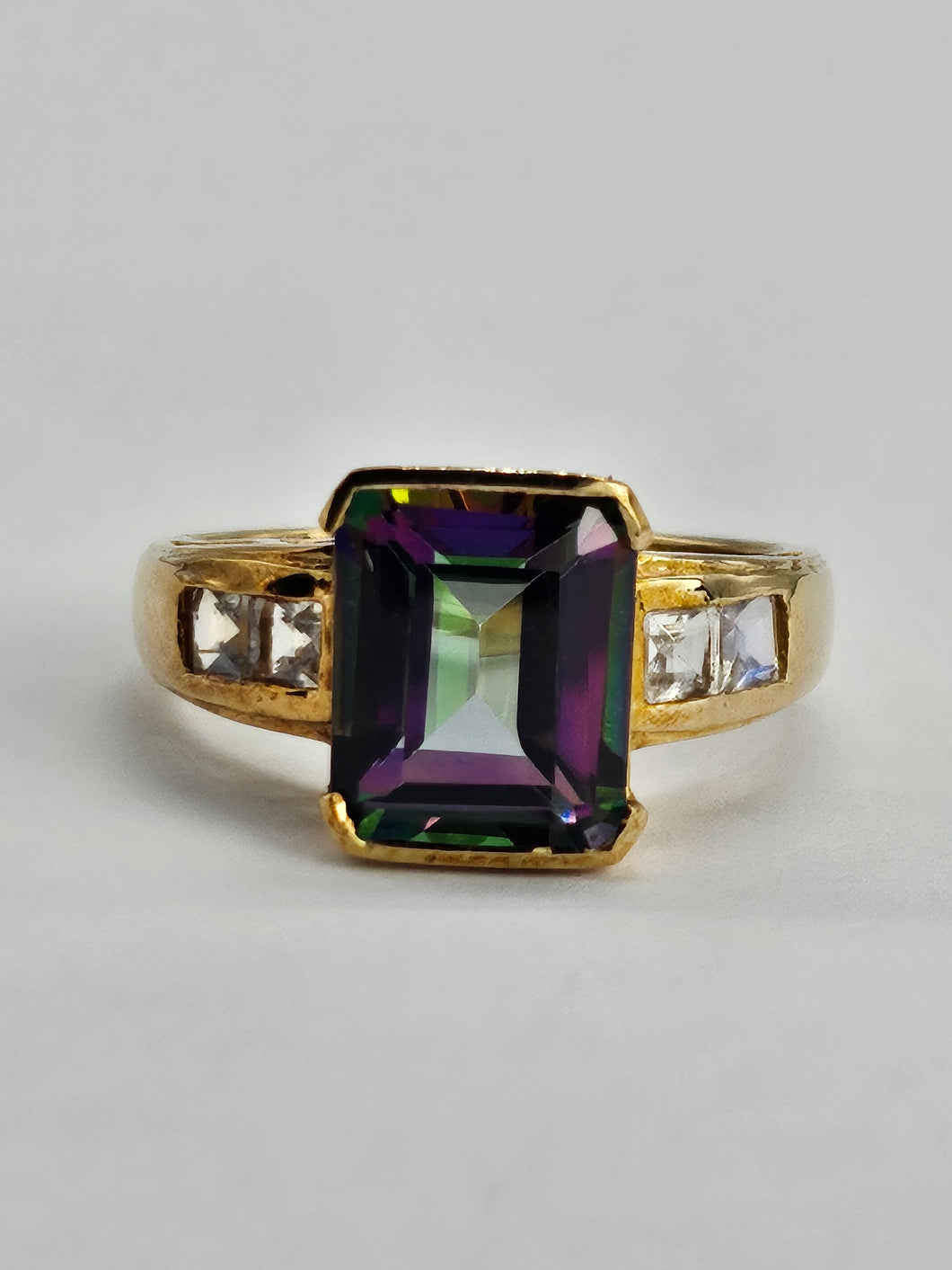 1000: Vintage: 9ct Gold Caribbean Topaz Moonstones Cocktail Ring- extraordinary