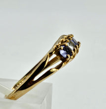 Load image into Gallery viewer, 1033: Vintage; 9ct Gold Blue Tanzanites 5 Stone Ring- simple beauty
