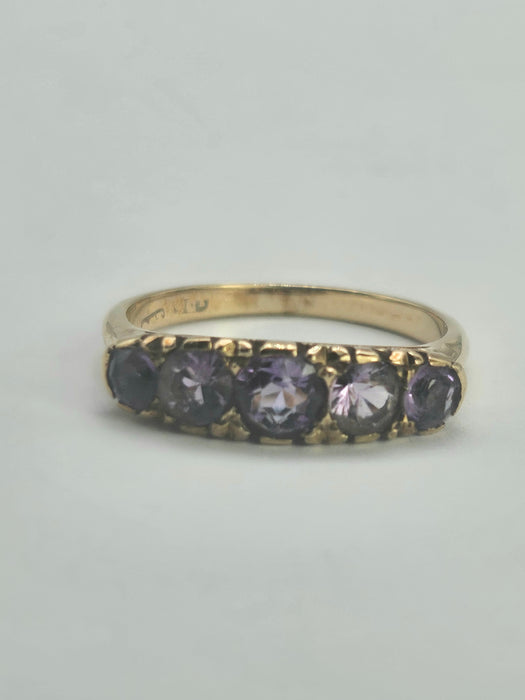 1136: Vintage: 9ct Gold Purple Amethysts 5 Stone Stacker/ Dress Ring