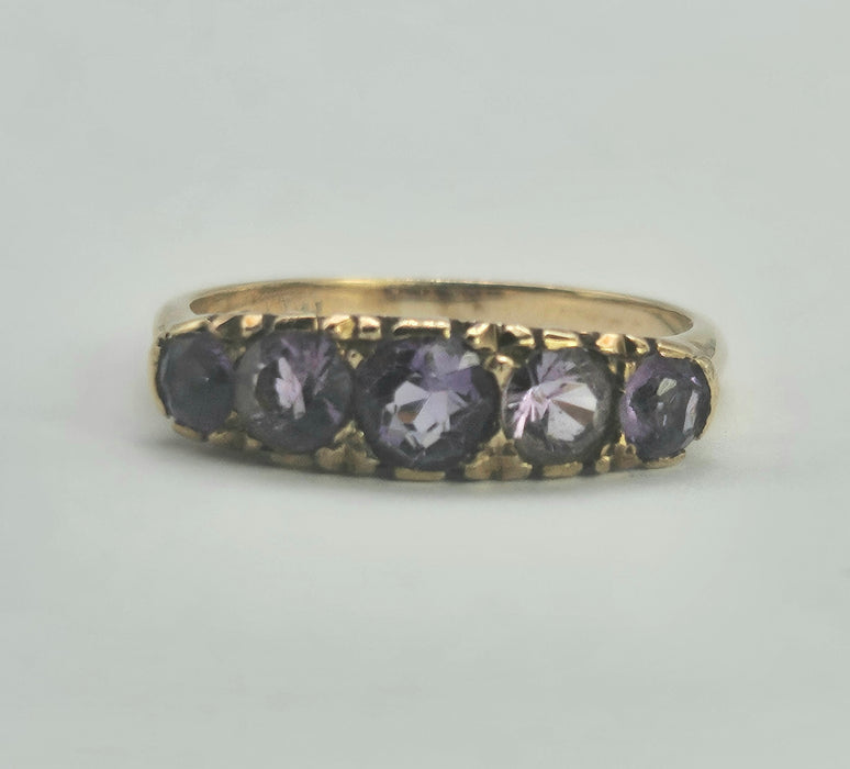 1136: Vintage: 9ct Gold Purple Amethysts 5 Stone Stacker/ Dress Ring