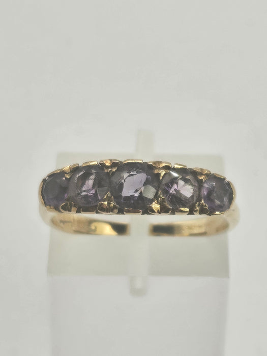 1136: Vintage: 9ct Gold Purple Amethysts 5 Stone Stacker/ Dress Ring