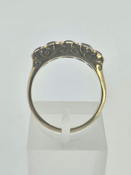 1136: Vintage: 9ct Gold Purple Amethysts 5 Stone Stacker/ Dress Ring