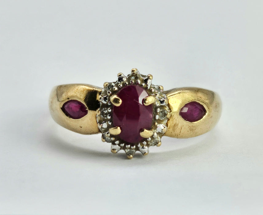 Vintage: 9ct Gold Ruby & Diamond Dress Ring