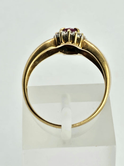 1138: Vintage: 9ct Gold Rubies Diamonds Dress Ring- lovely design&nbsp;
