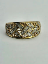 Load image into Gallery viewer, 1139: Vintage: 9ct Gold 25 Diamonds Openwork Ring- sparkling symmetry
