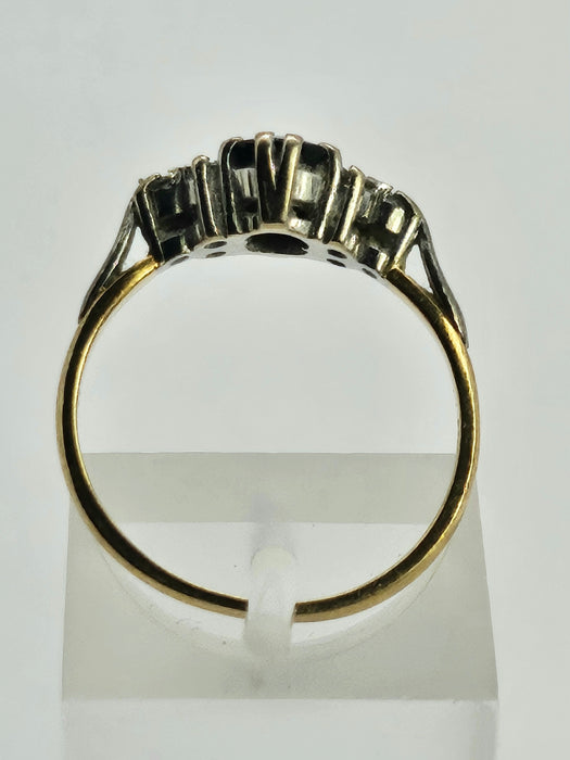 1197: Vintage: 18ct Gold Australian Blue Sapphire 6 Diamonds Dress Ring- Date-Mark 1979