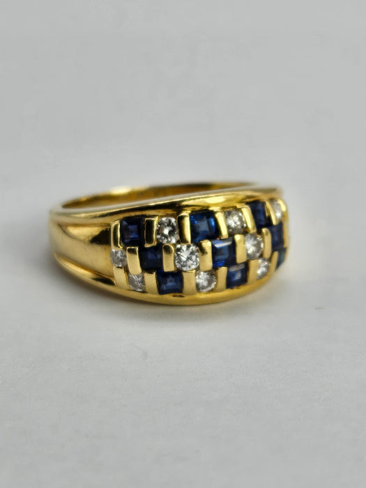 6510 Vintage: 18ct Yellow Gold Blue Sapphire & Diamond Chequerboard Half Hoop Ring