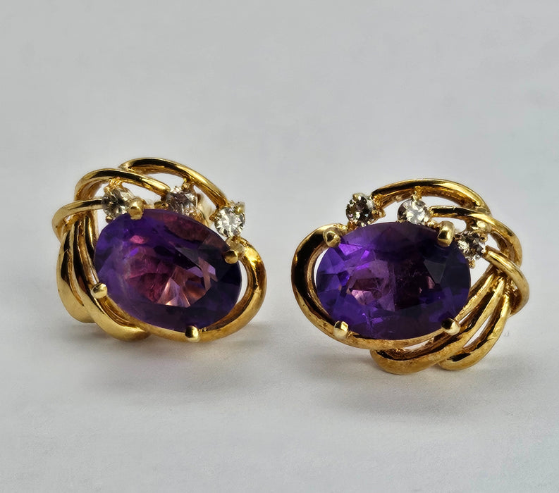 1196: Vintage: 18ct Gold Deep Purple Amethyst Diamond Earrings - LUSH
