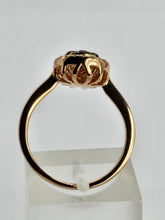 Cargar imagen en el visor de la galería, 1424: Vintage: Rare: 18ct Rose Gold Champagne White Diamonds Ring-totally sparkling beauty.

