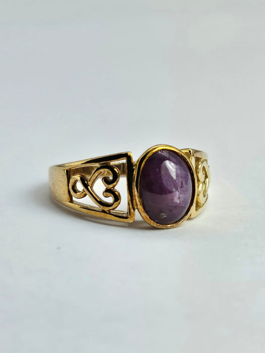 0994: Vintage: 9ct Gold Cabochon Star Ruby Openwork Ring- a splendid example