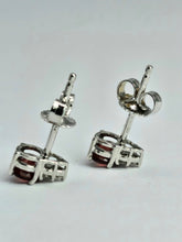 Cargar imagen en el visor de la galería, 1163: Vintage: 9ct Gold Almandine Garnets Diamonds Stud Earrings- delightful combination
