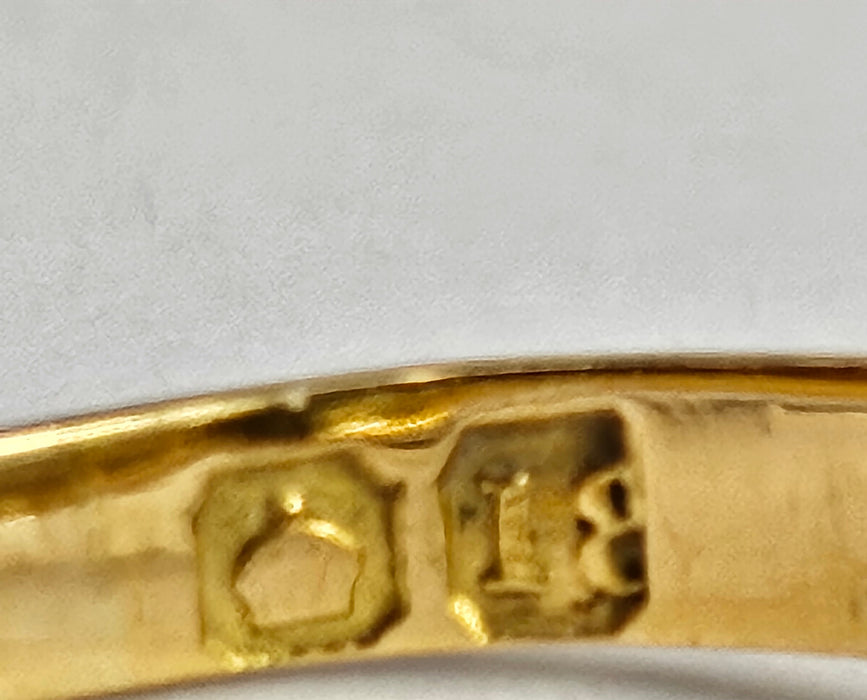 6347: Vintage 18ct Gold Faceted Citrine Diamonds Dress Ring