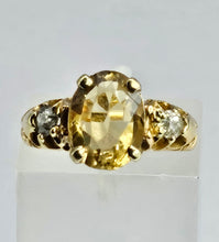 Load image into Gallery viewer, 6347: Vintage 18ct Gold Faceted Citrine Diamonds Dress Ring
