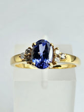 Cargar imagen en el visor de la galería, 1357: Vintage: 18ct Gold Ceylon Blue Tanzanite Diamonds Trefoil Set Ring- Gorgeous,
