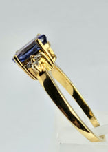 Cargar imagen en el visor de la galería, 1357: Vintage: 18ct Gold Ceylon Blue Tanzanite Diamonds Trefoil Set Ring- Gorgeous,

