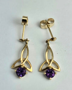 1089: Vintage: 9ct Gold Amethyst Drop/Dangle Stud Earrings