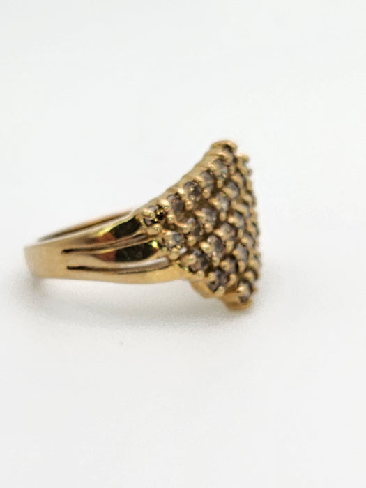 1082: Vintage: 9ct Gold 35 Champagne Diamonds (1ct) Cocktail Ring- sparkling beauty