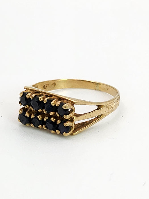 1083: Vintage: 9ct Gold 8 French Blue Sapphires Geometric Set Ring