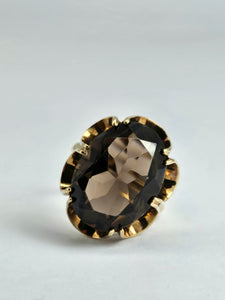 1117: Vintage: 9ct Gold Smokey/Cognac Quartz Ring- From 1972