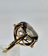 Cargar imagen en el visor de la galería, 1117: Vintage: 9ct Gold Smokey/Cognac Quartz Ring- From 1972
