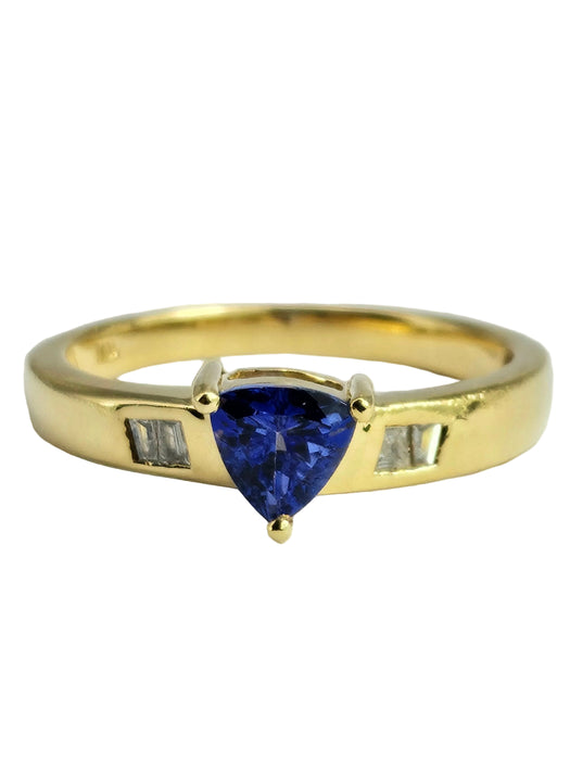 1399: Vintage: 18ct Gold Trillion-Cut Blue Tanzanite Diamonds Dress/Stacker Ring